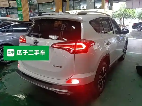 Toyota RAV4 2016