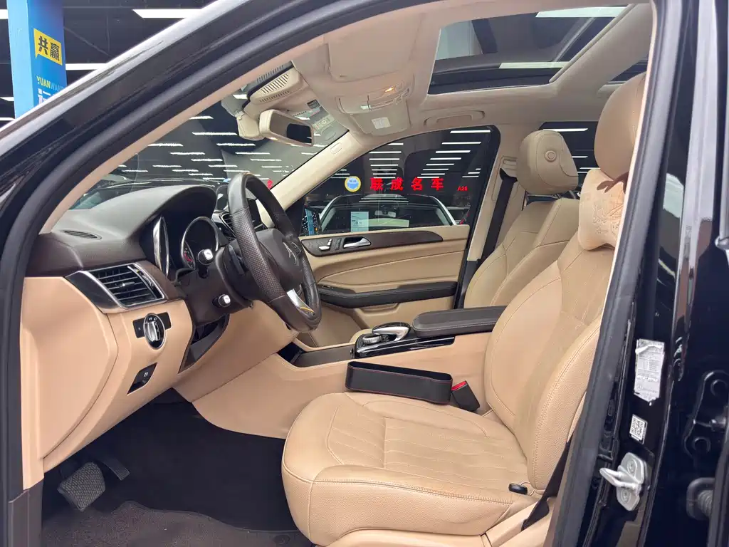Mercedes-Benz GLE 2016 — фото 11
