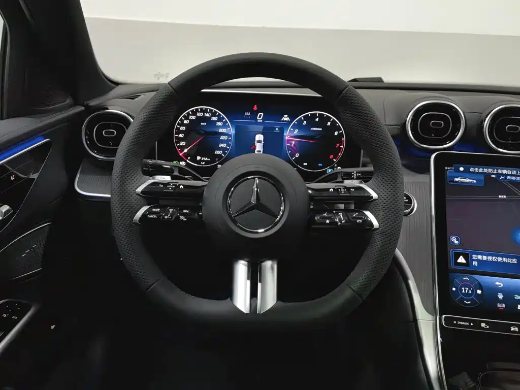 Mercedes-Benz C-Class 2026 — фото 11