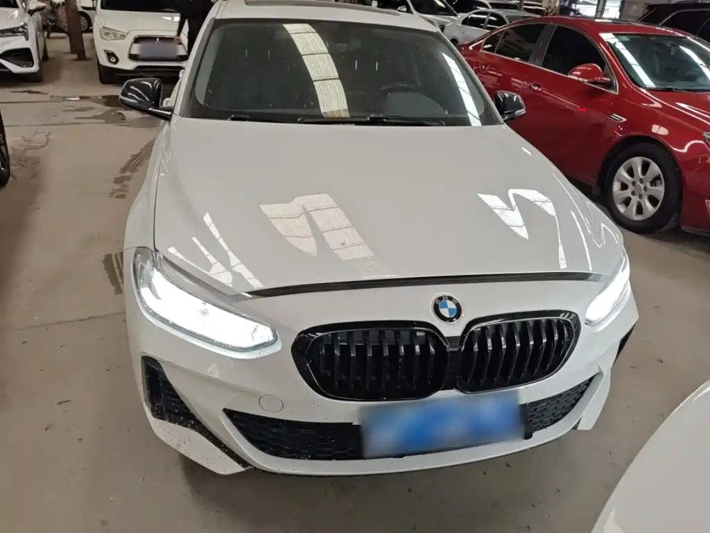 BMW 1 Series 2022
