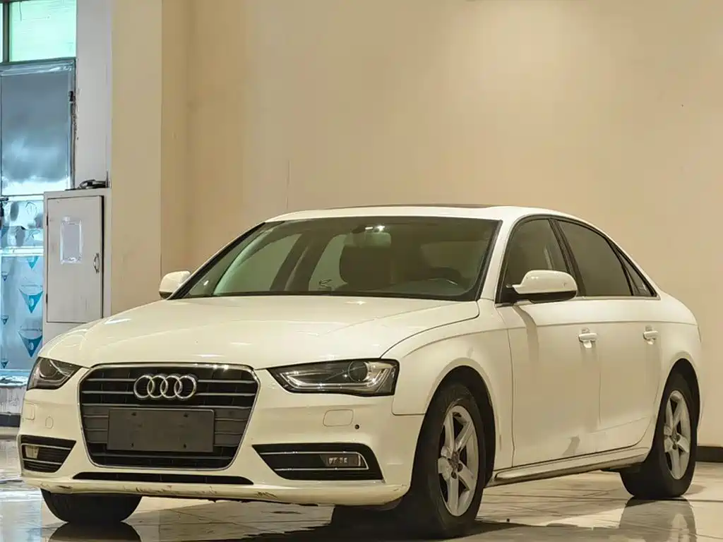 Audi A4L 2014
