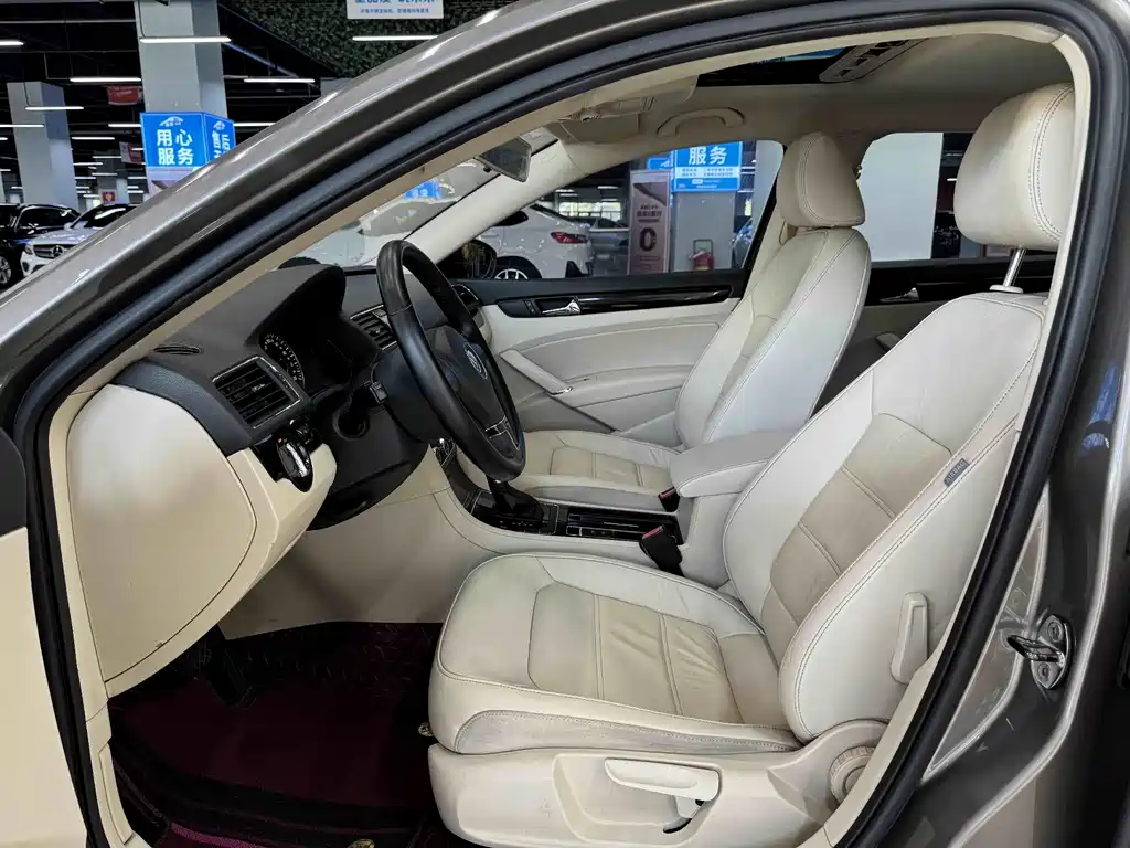 Volkswagen Passat 2013