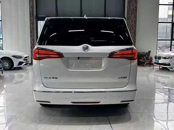 Buick GL8 2020