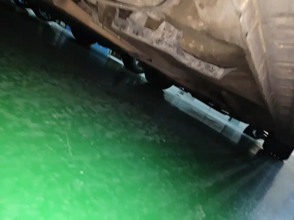Toyota Corolla 2015 — фото 17