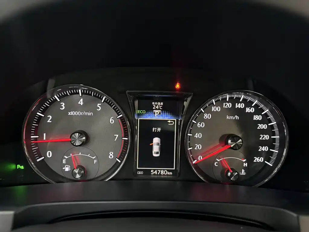 Toyota Crown 2018 — фото 10