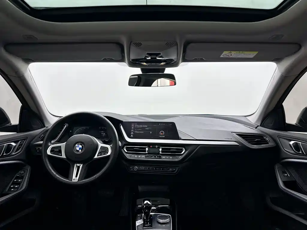 BMW 2 Series 2024 — фото 10