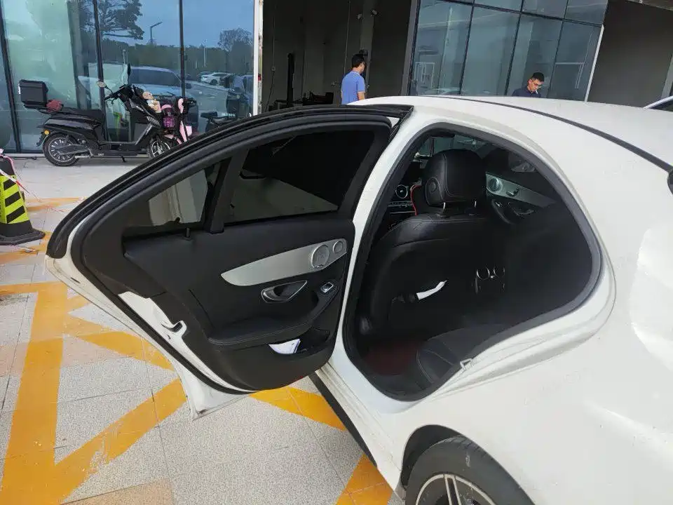 Mercedes-Benz C-Class 2020