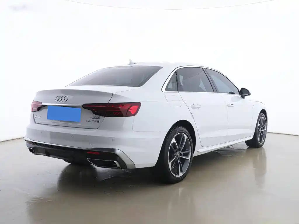 Audi A4L 2023