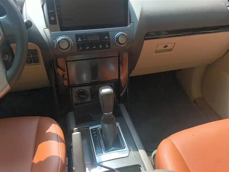 Toyota Prado 2018 — фото 16