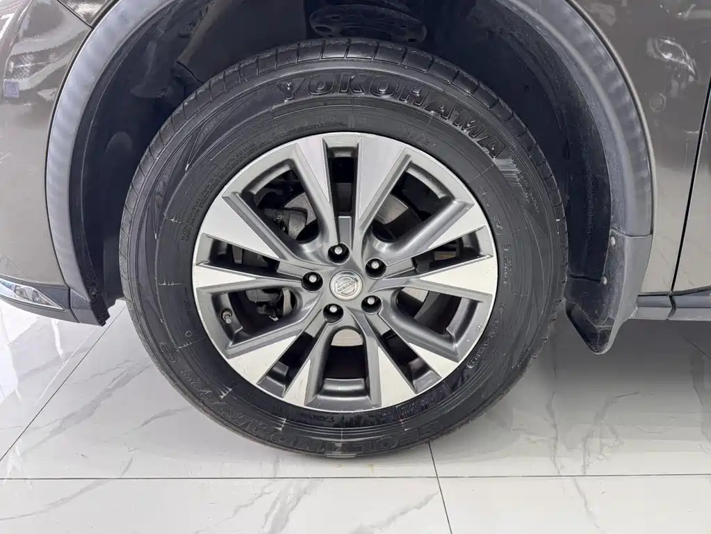 Nissan Murano 2018 — фото 31