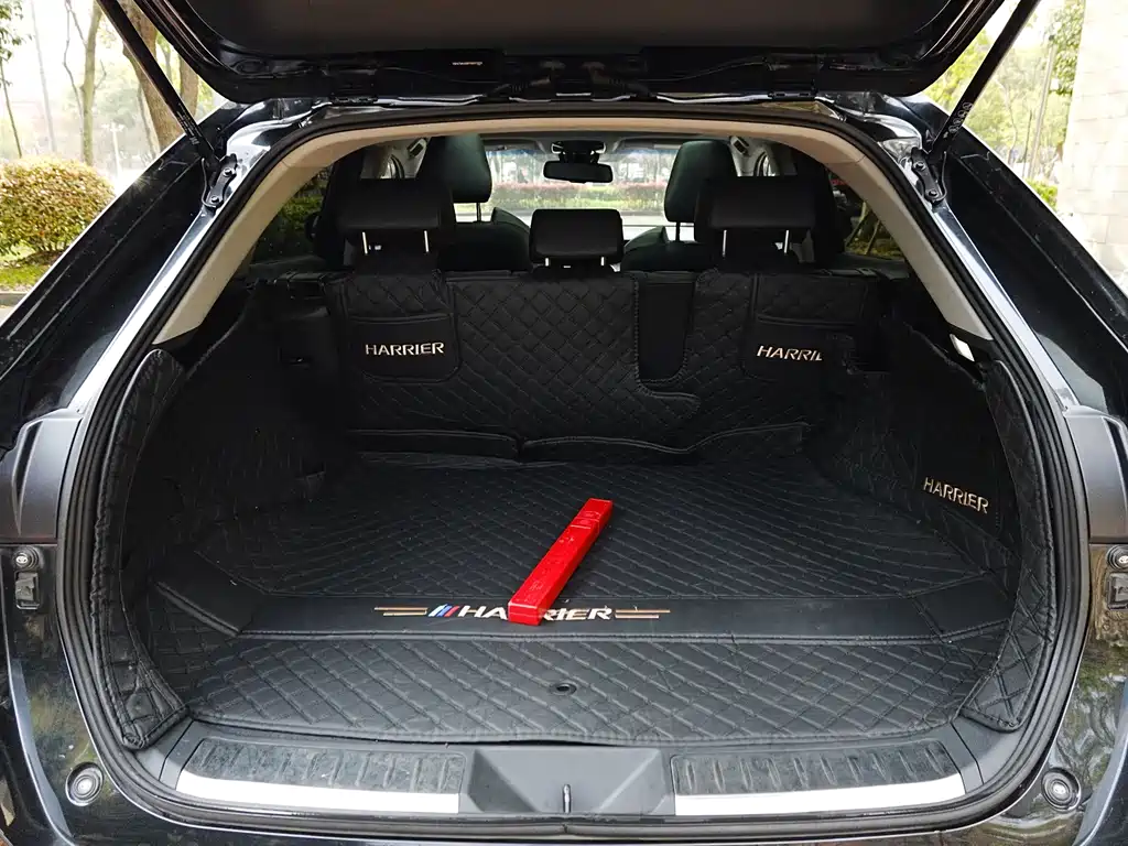 Toyota Harrier 2022 — фото 3
