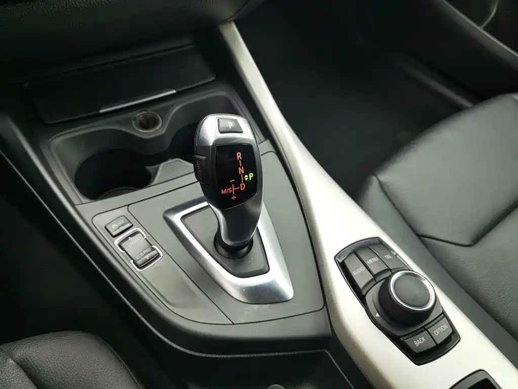 BMW 2 Series 2017 — фото 13