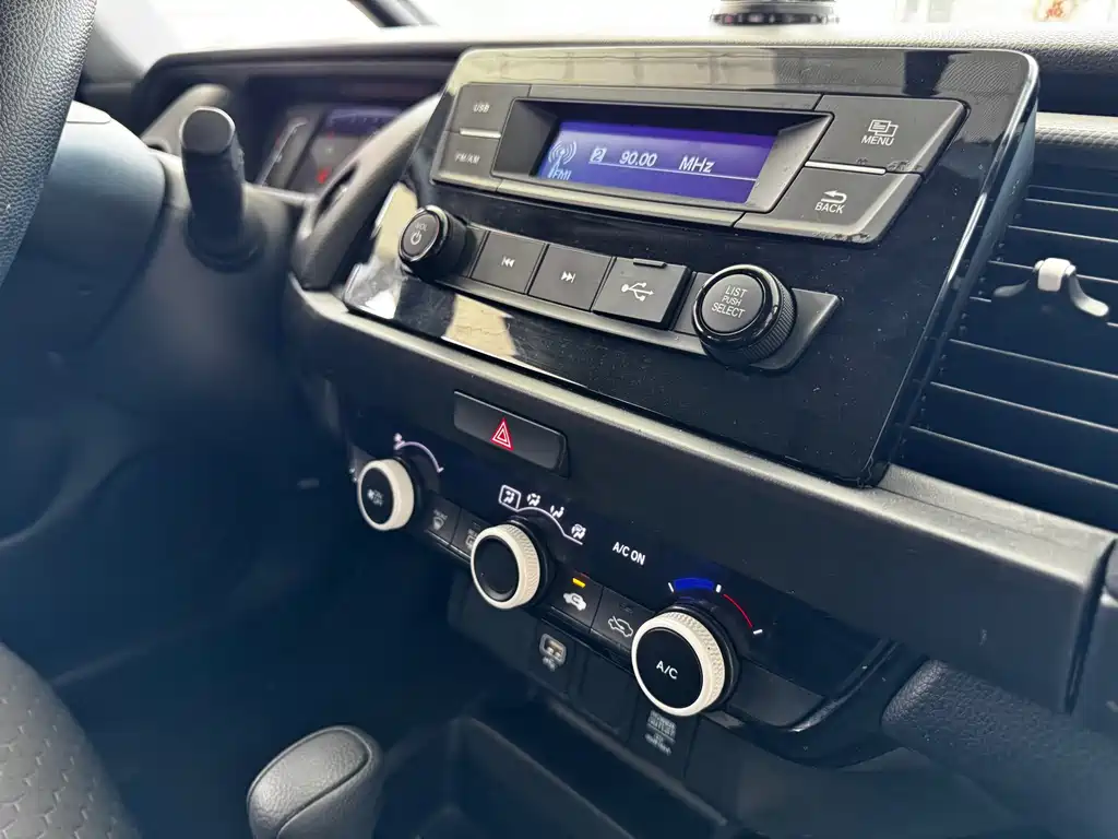 Honda Fit 2023 — фото 9