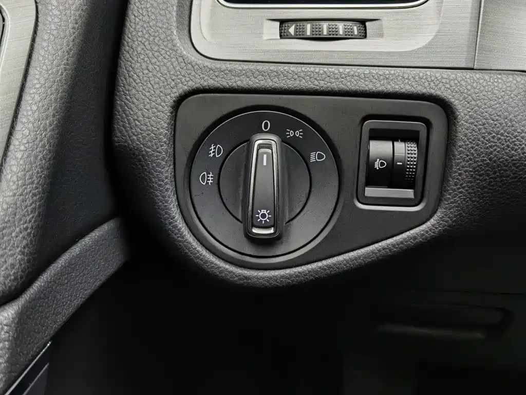 Volkswagen Golf 2015 — фото 21