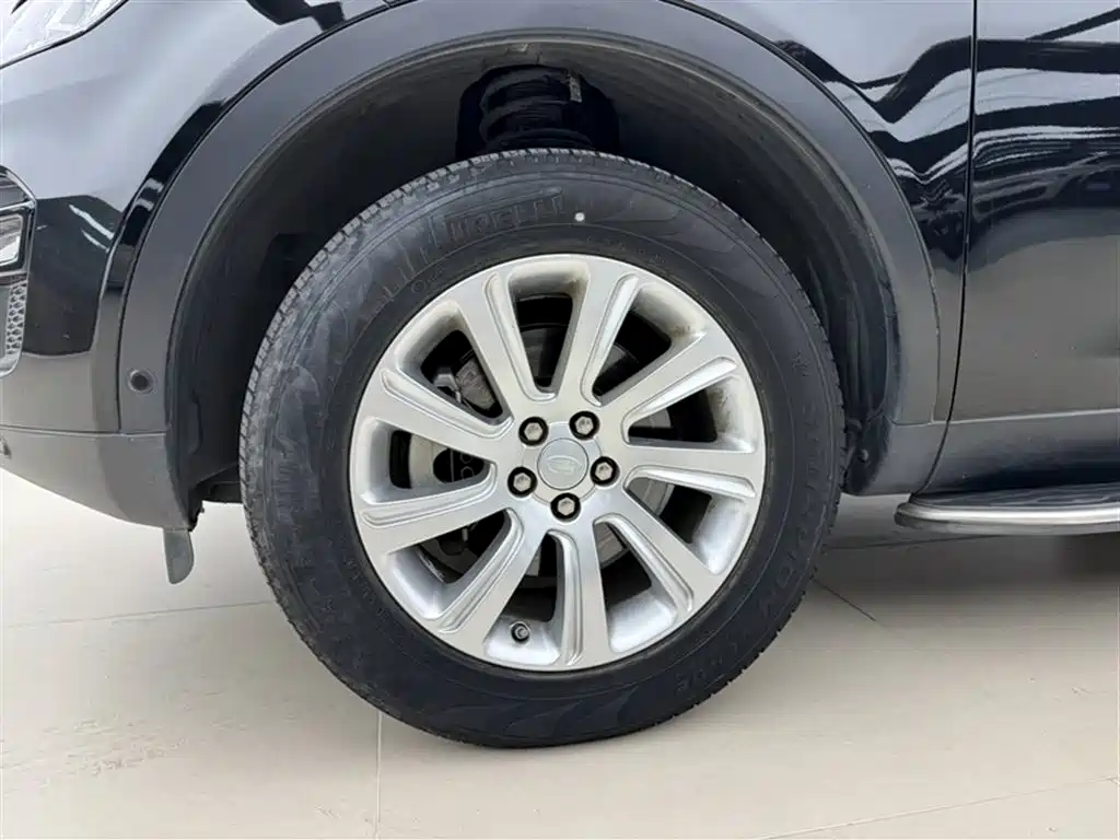 Land Rover Discovery Sport 2019 — фото 10