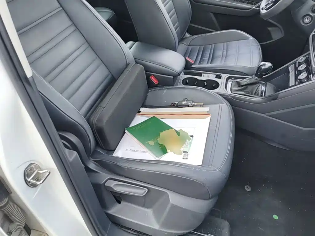 Volkswagen Touran 2016 — фото 25