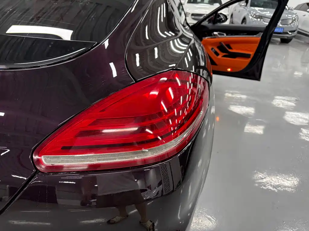 Porsche Panamera 2016 — фото 16