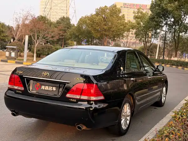 Toyota Crown 2008