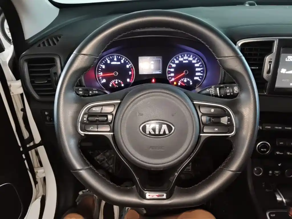 Kia KX5 2018 — фото 11