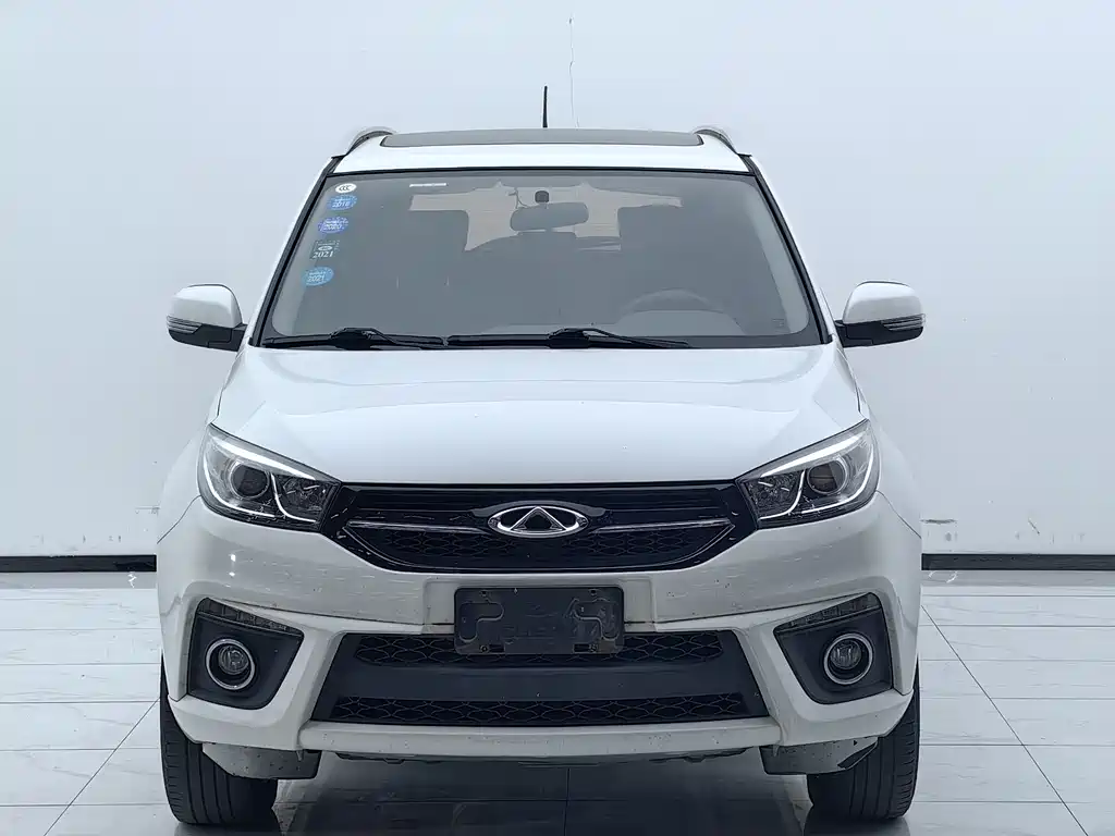 Chery Tiggo 3 2017 — фото 2