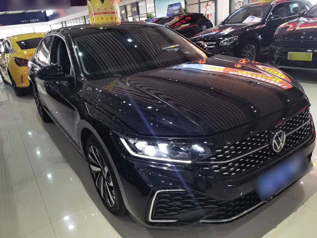 Volkswagen Passat 2022