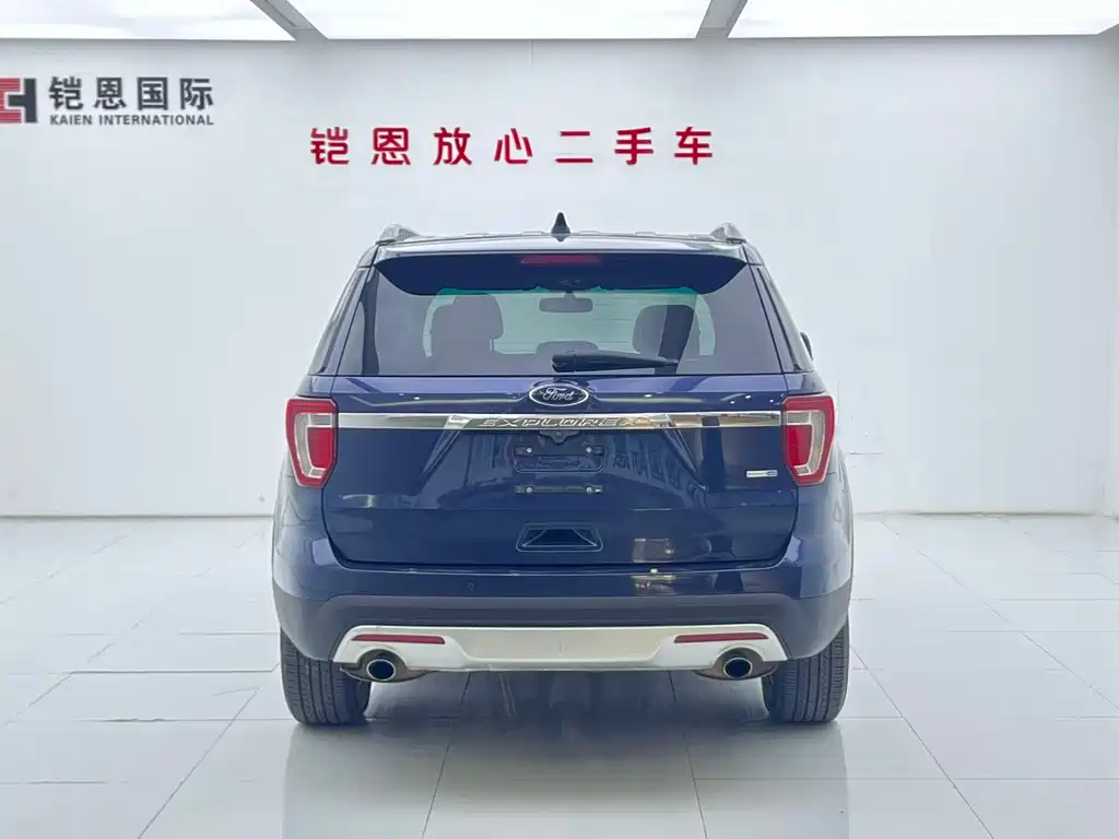 Ford Explorer 2017 — фото 16