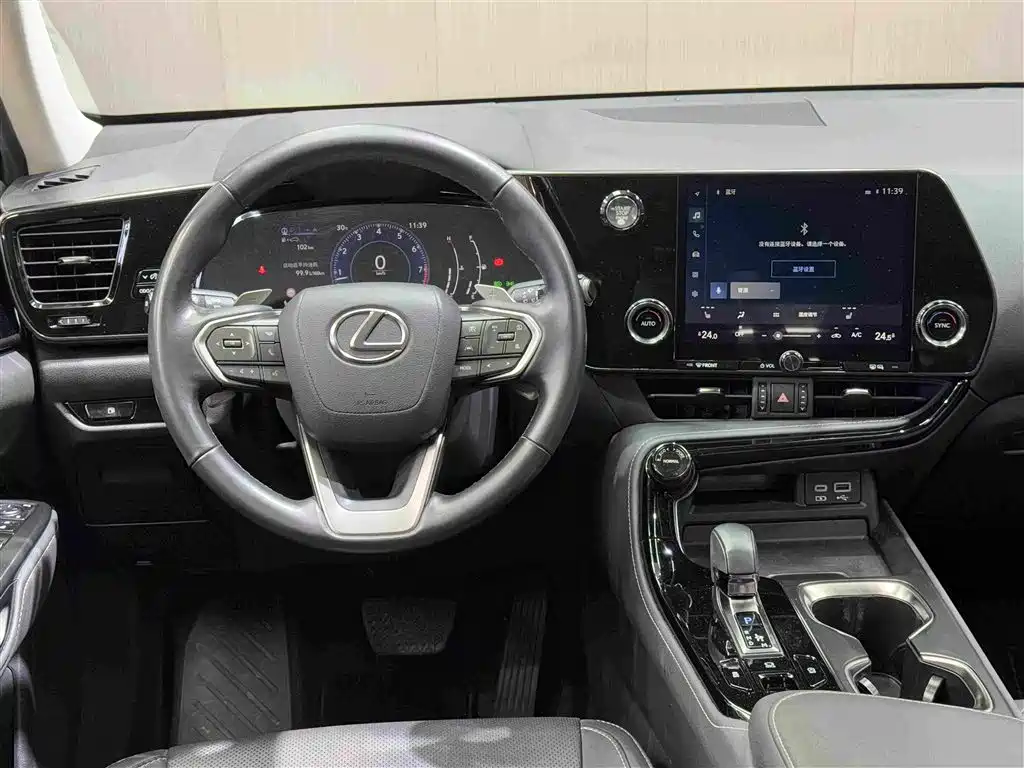 Lexus NX 2023 — фото 14