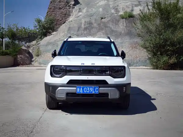 BAIC BJ30 2025