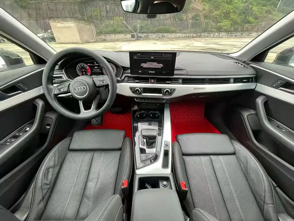 Audi A4L 2021
