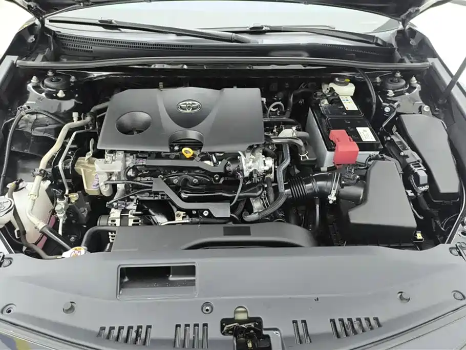Toyota Camry 2020 — фото 10