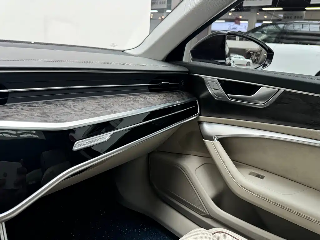 Audi A6L 2021 — фото 13