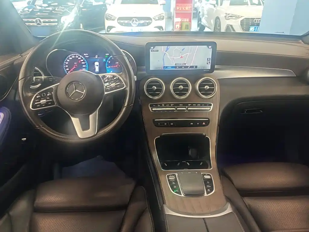 Mercedes-Benz GLC 2020 — фото 10