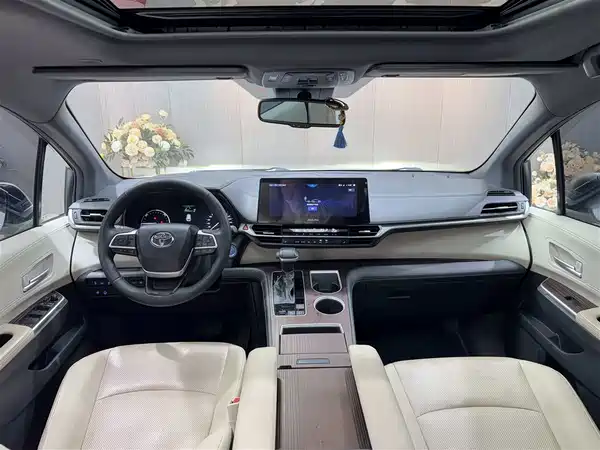 Toyota Sienna 2022