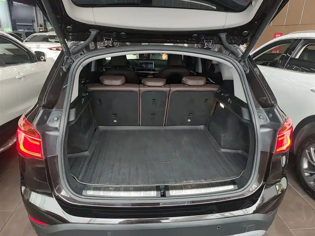 BMW X1 2018 — фото 19