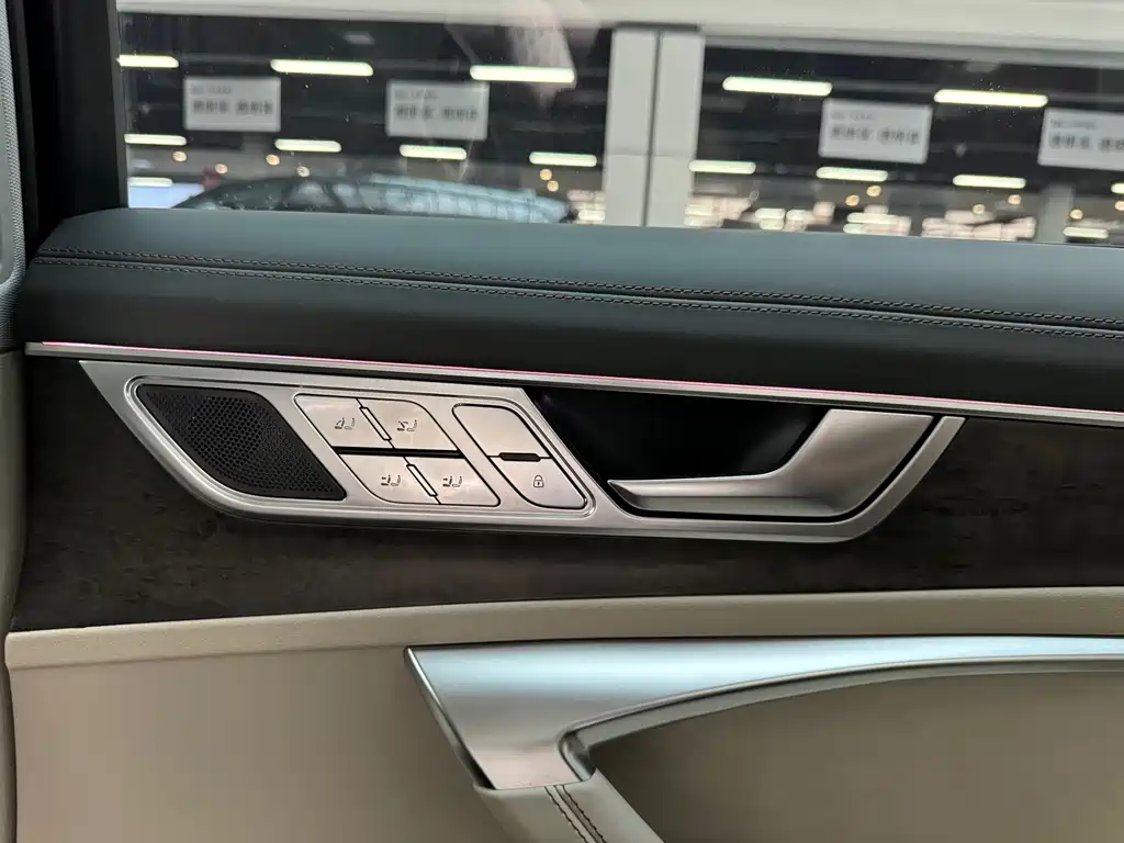 Audi A6L 2021 — фото 12