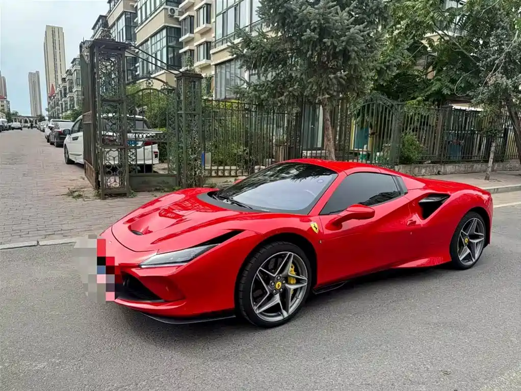Ferrari F8 2022 — фото 1