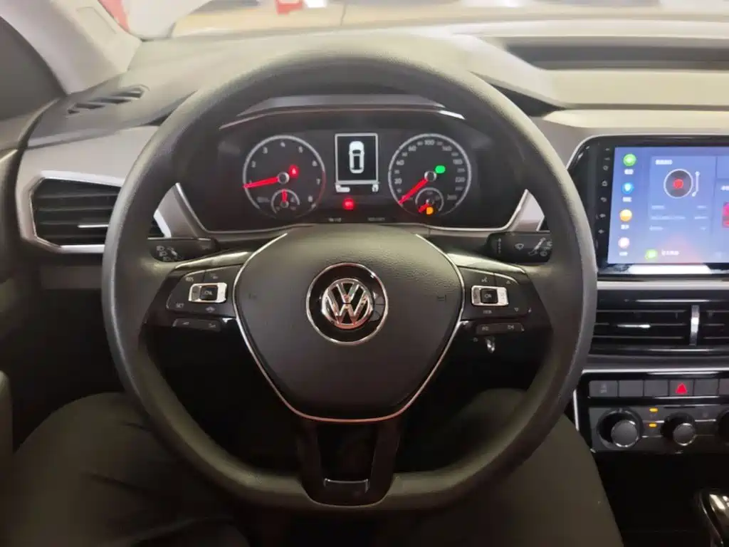 Volkswagen T-Cross 2020 — фото 11