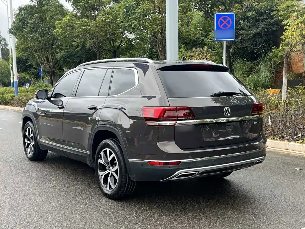 Volkswagen Teramont 2018 — фото 24