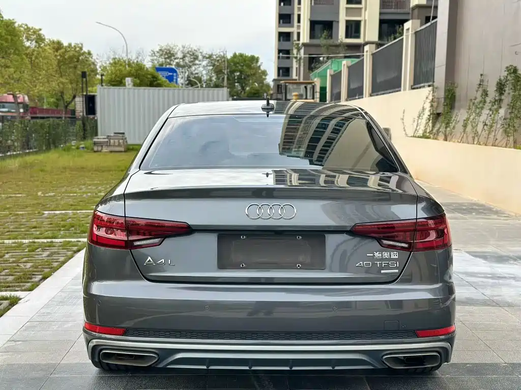 Audi A4L 2020 — фото 8