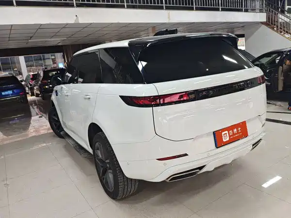 Land Rover Range Rover Sport 2025