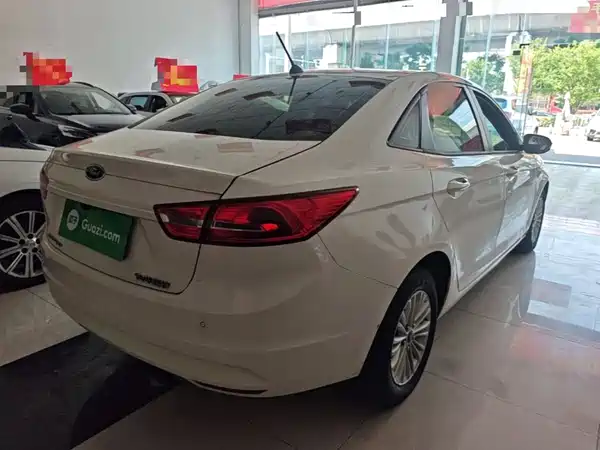 Ford Escort 2018