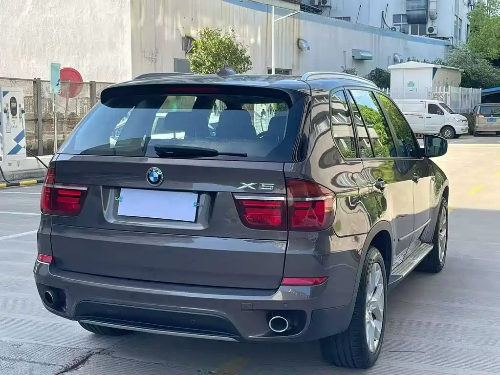 BMW X5 2013 — фото 9