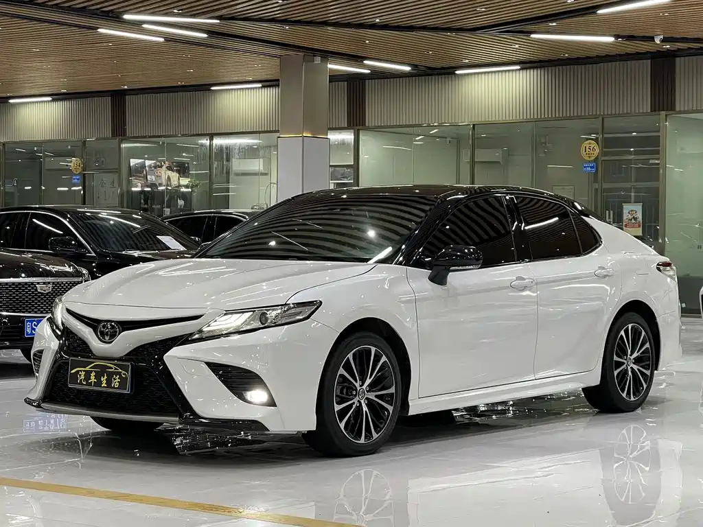 Toyota Camry 2020