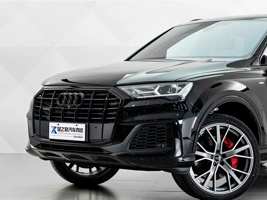 Audi Q7 2023 — фото 3