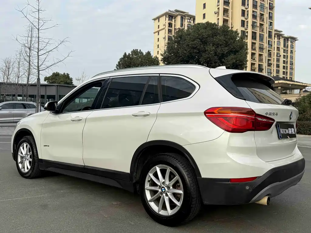 BMW X1 2018 — фото 13