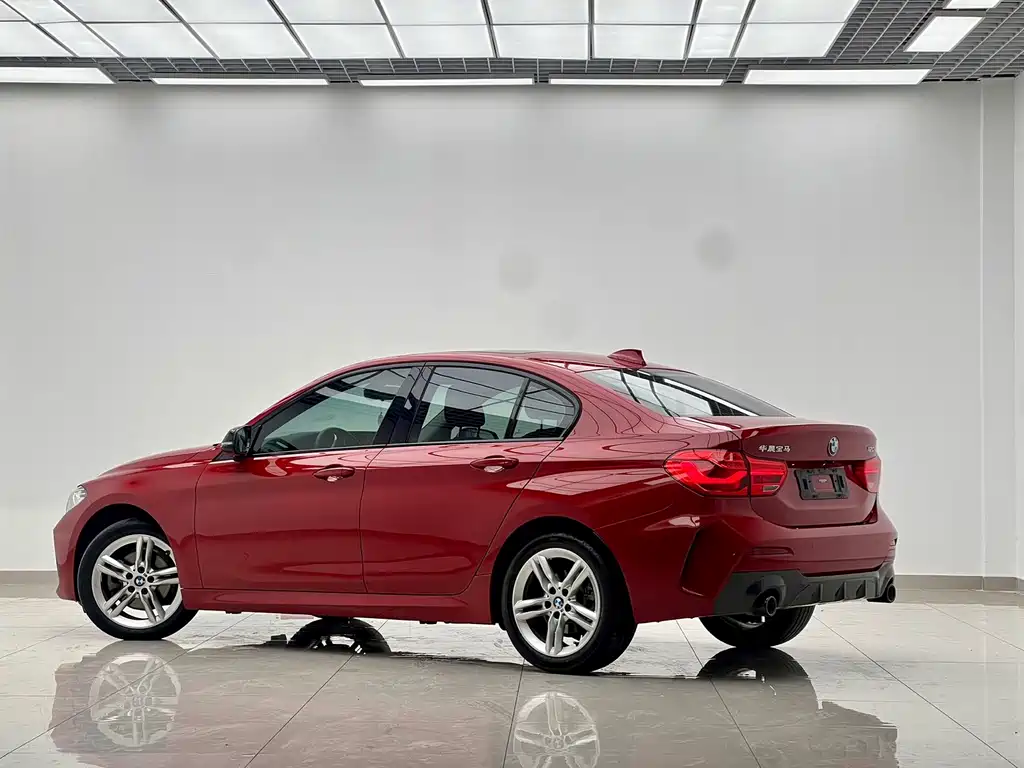 BMW 1 Series 2022