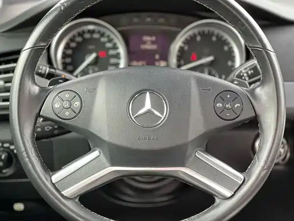 Mercedes-Benz R-Class 2014