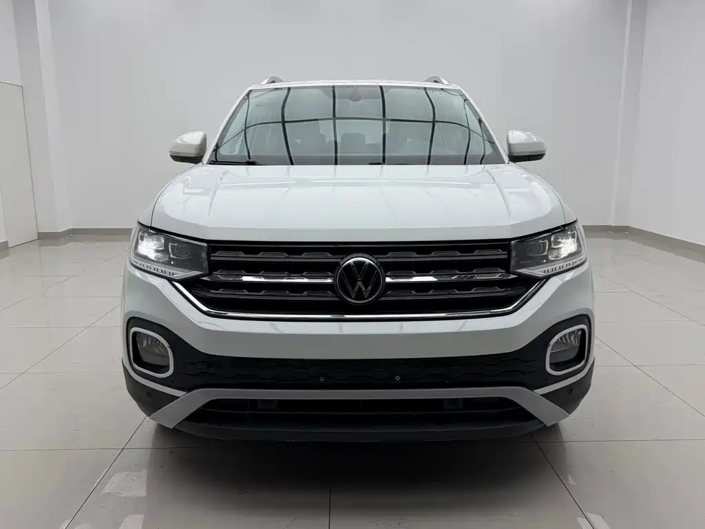 Volkswagen Explore The Shadows 2022