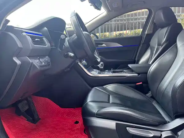Hongqi H5 2021