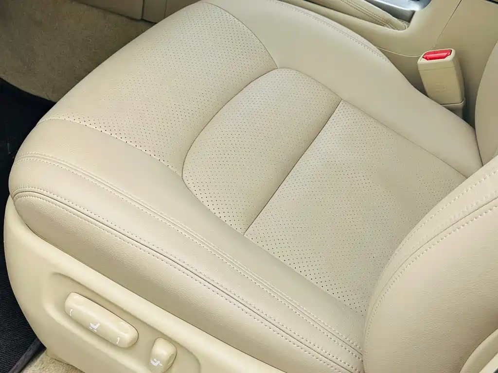 Toyota Land Cruiser 2017 — фото 11